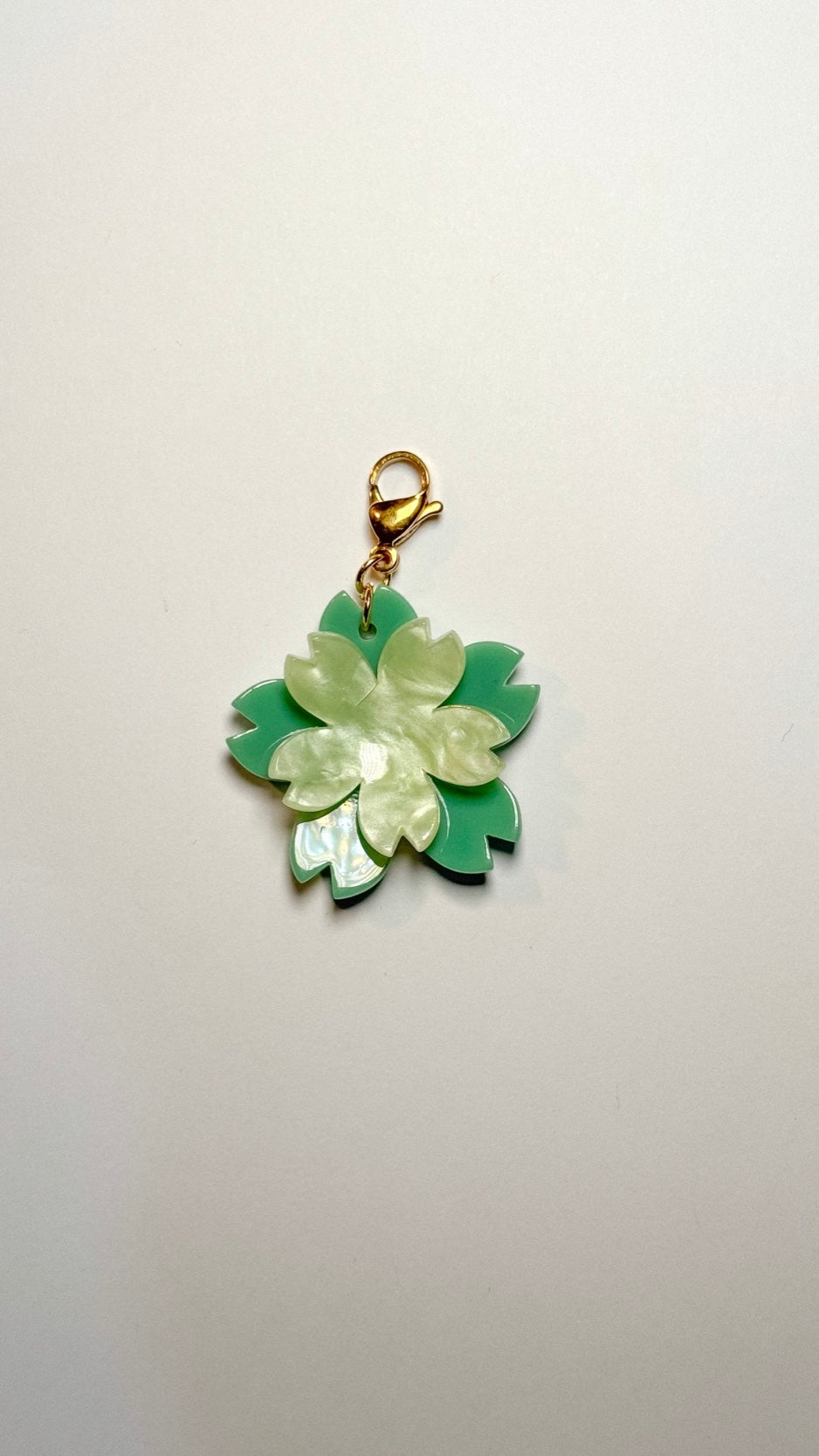 Charm ‘’TOUCH OF GREEN’’