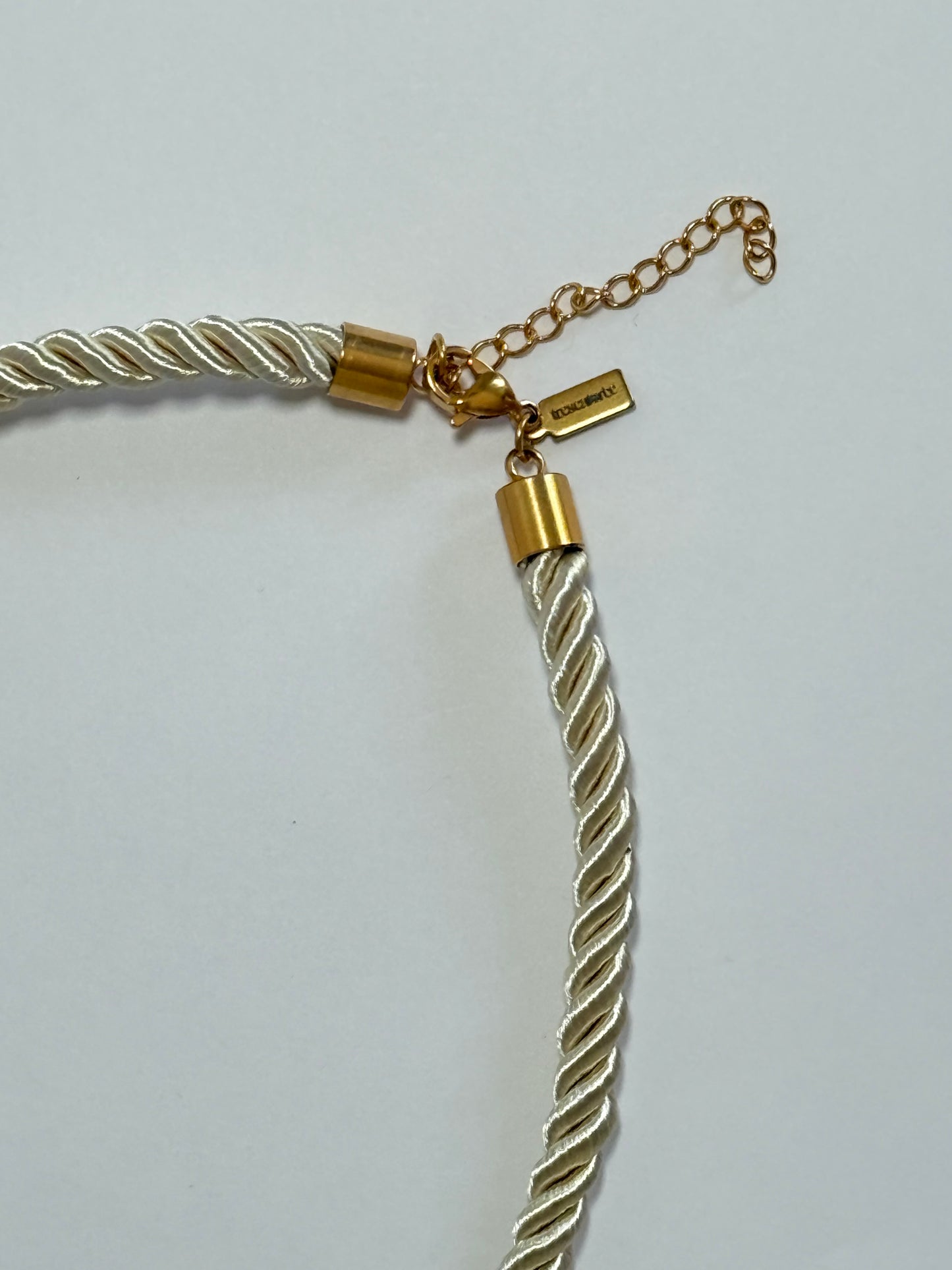 Collar ''CUERDA MARINA'' blanco roto