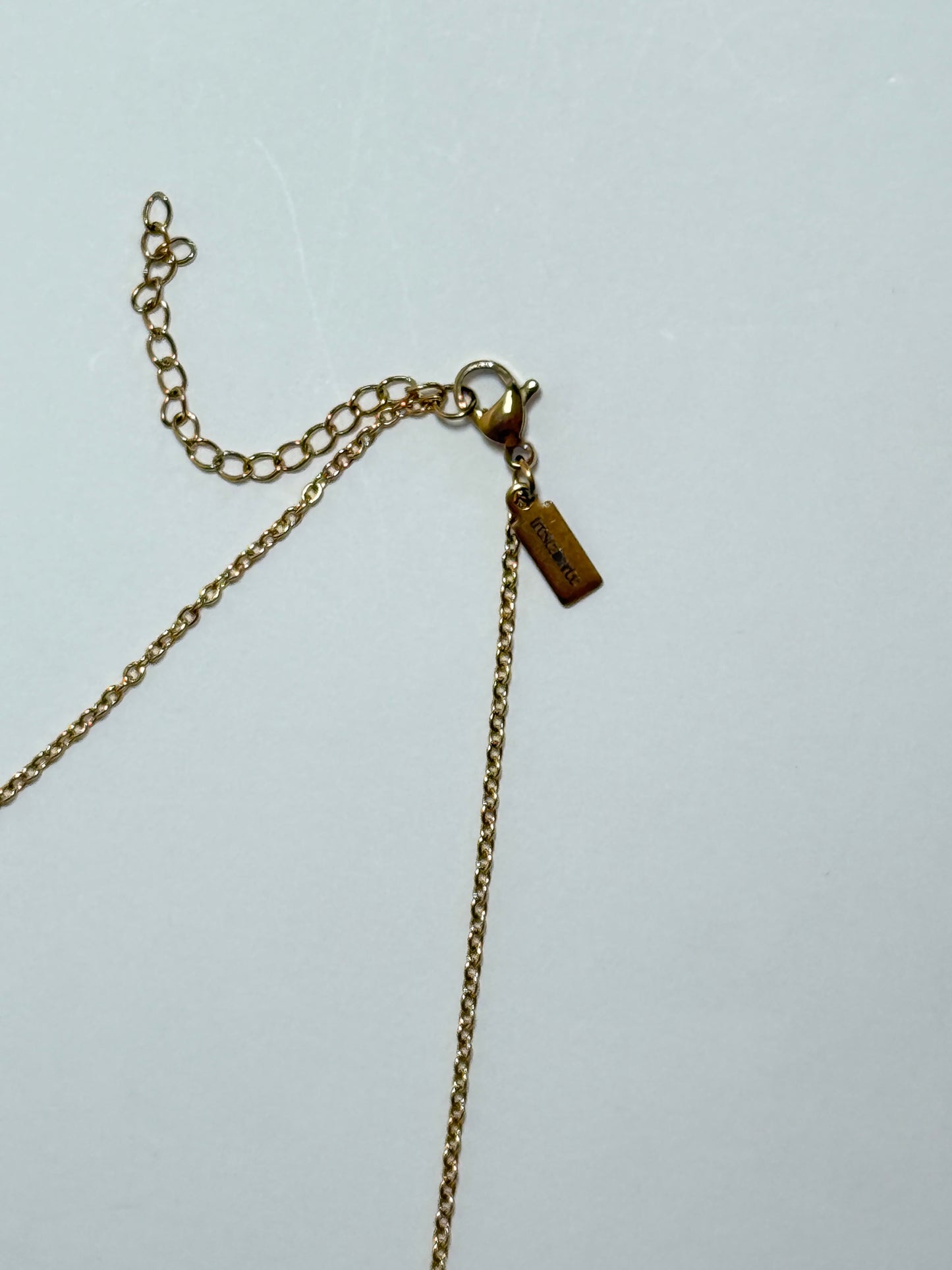 Cadena ''LÍNEA SUTIL''