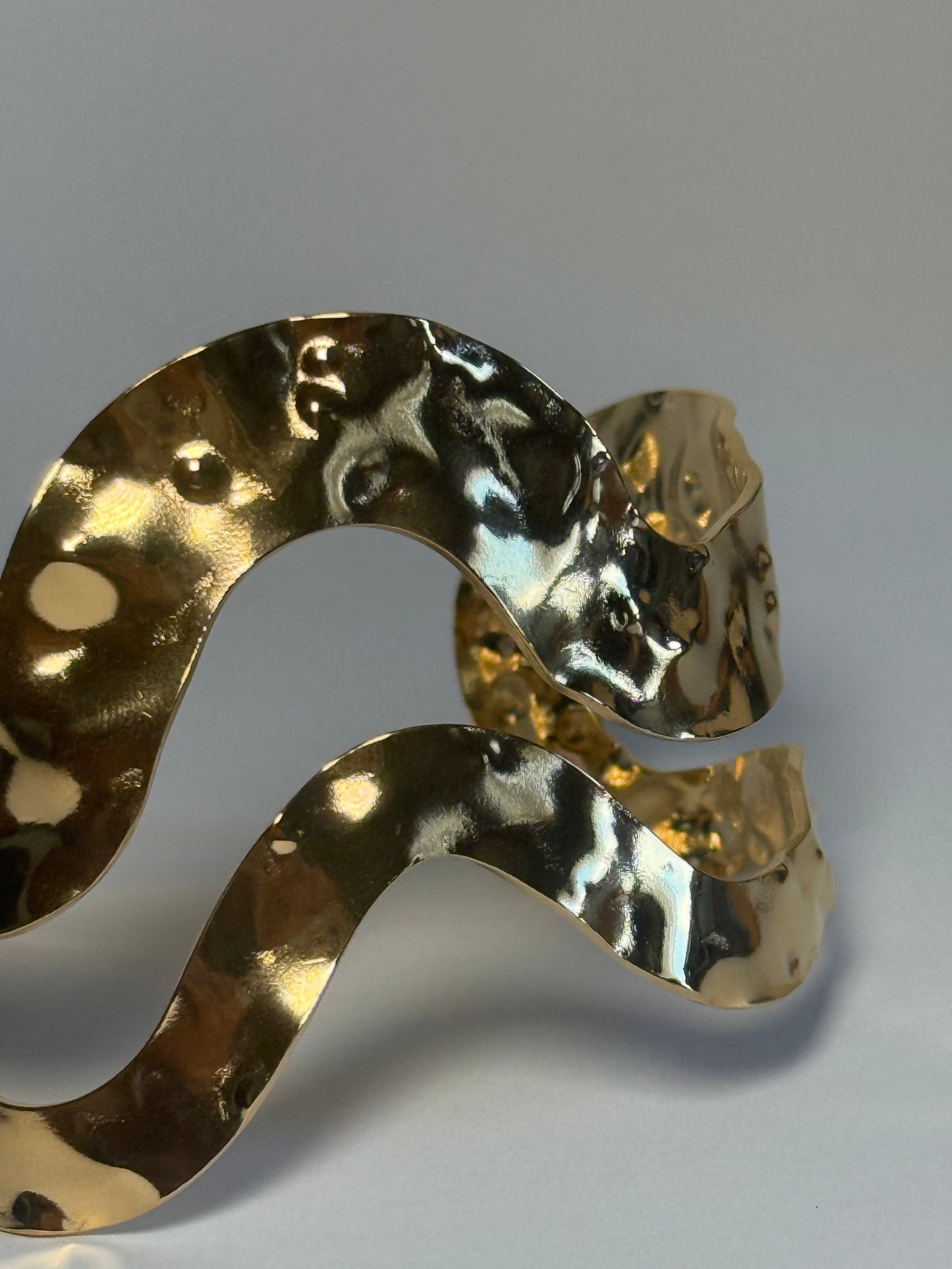 Brazalete “CÁLIDO”