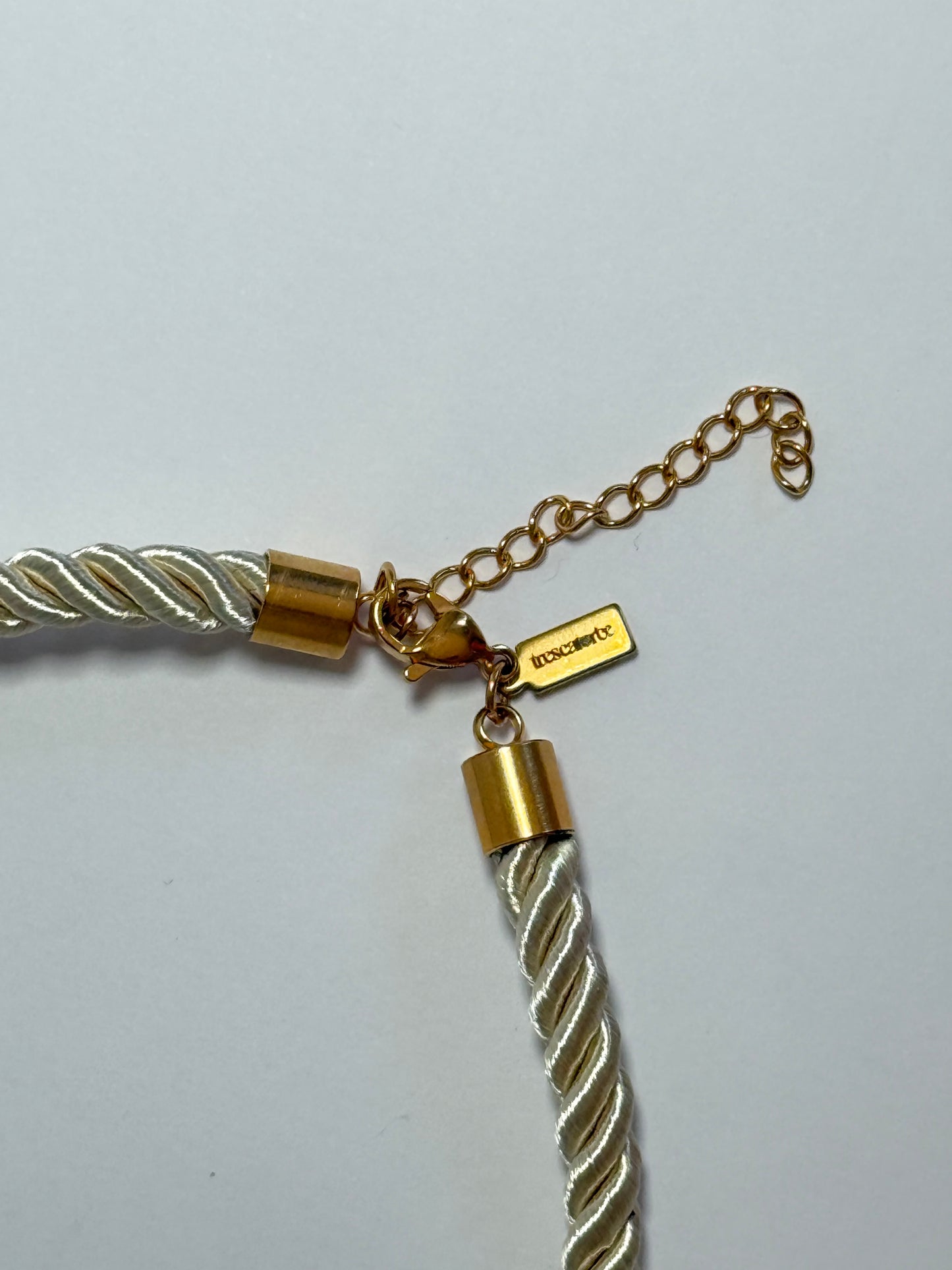 Collar ''CUERDA MARINA'' blanco roto