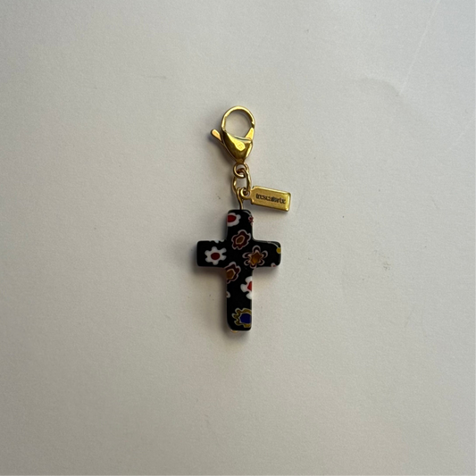 Charm ''TALISMÁN'' negro