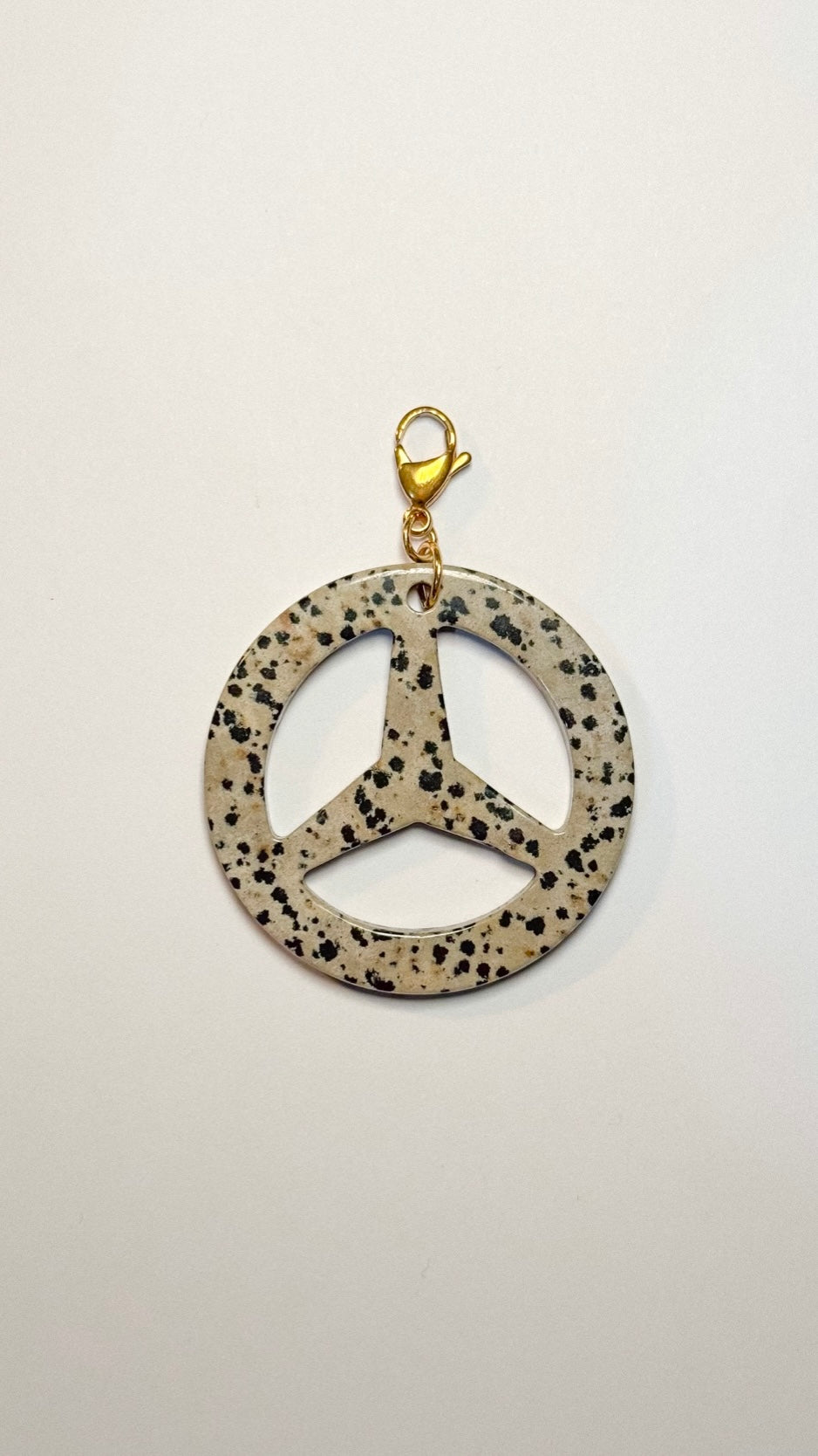 Charm ‘’PEACE OUT’’
