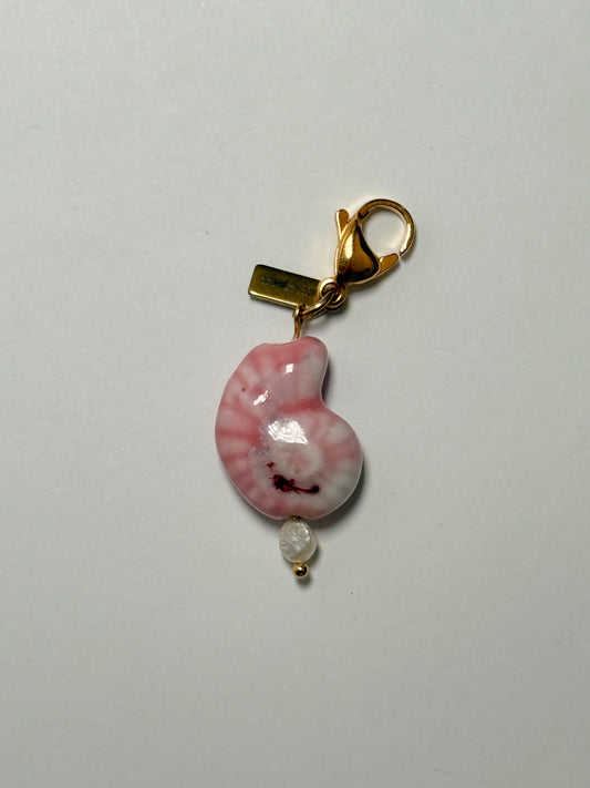 Charm ''SUERTE'' rosa