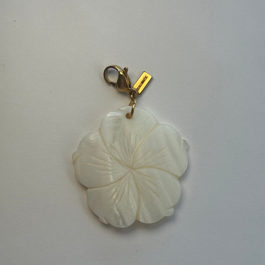 Charm ''ÁGATA'' blanco