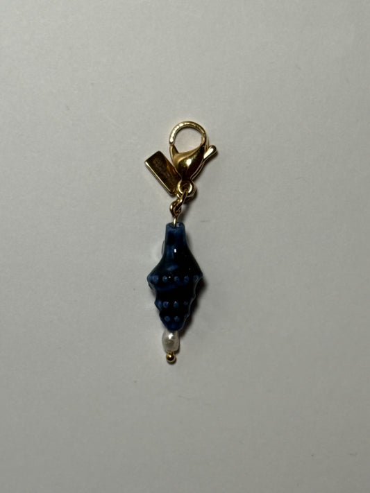 Charm ''MAGIA'' azul marino