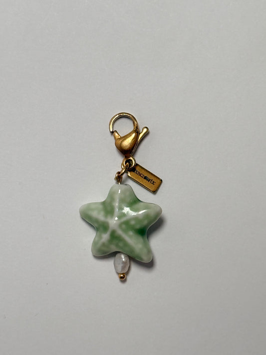 Charm ''VENTURA'' verde